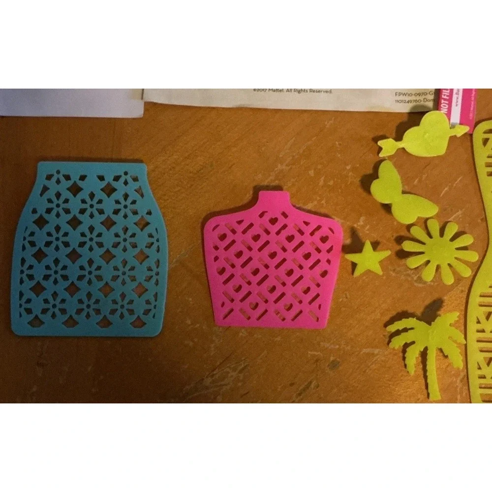 Barbie Crayola Tie Dye Kit With Instructions And Dyes‎